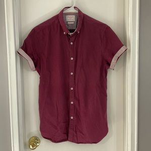 Men’s Maroon button down